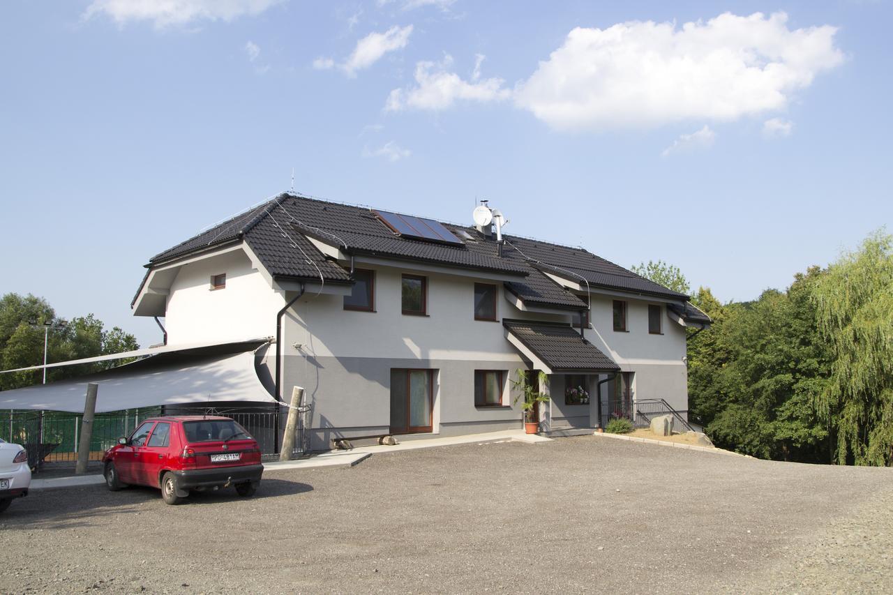 Penzion Trio Trnkov Exterior foto